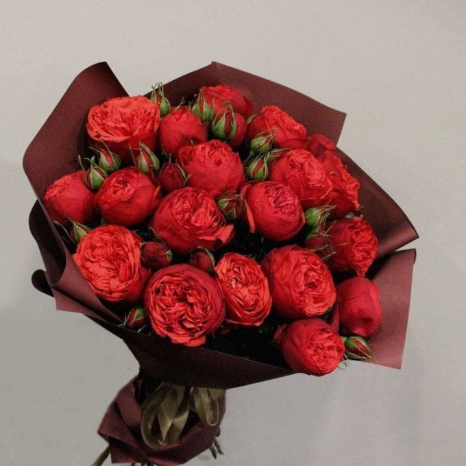 21 пионовидные розы